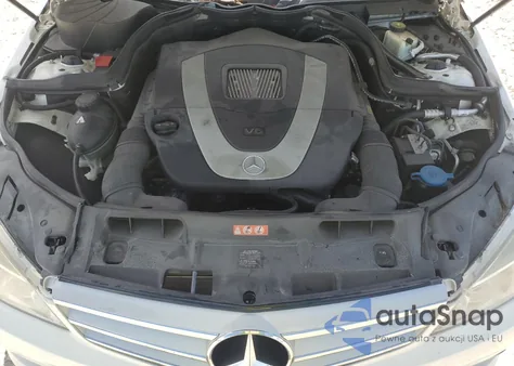 2008 Mercedes-Benz C 300 z USA, uszkodzony, nr VIN WDDGF54X78F156679